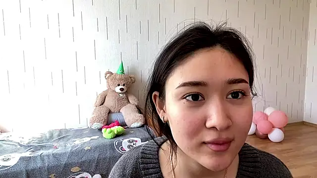 YourMiIa – Naživo XXX chat