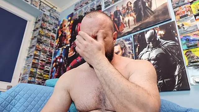 Muscle_Bear Chat XXX in diretta