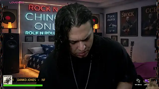 chino_roz Chat XXX live