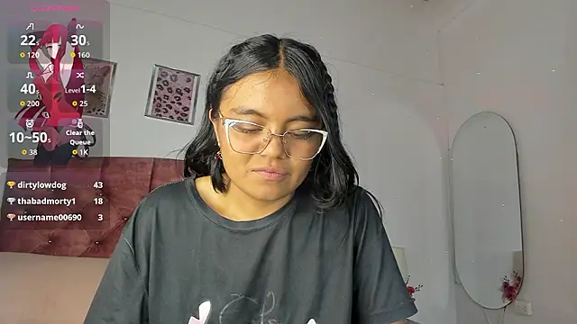 Chatroom XXX en direct de luna_velveth