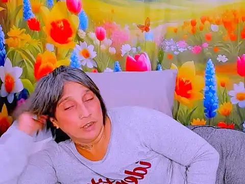 Živý XXX chat indianroxy