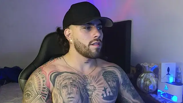 Czat XXX na żywo – Ades_Lowe