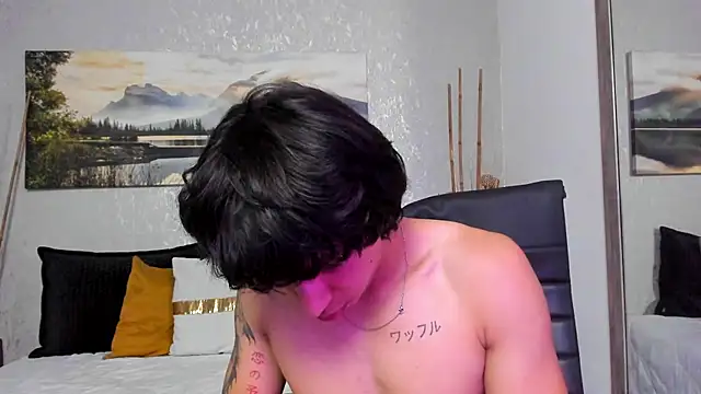 Czat XXX na żywo – Tyler_durten