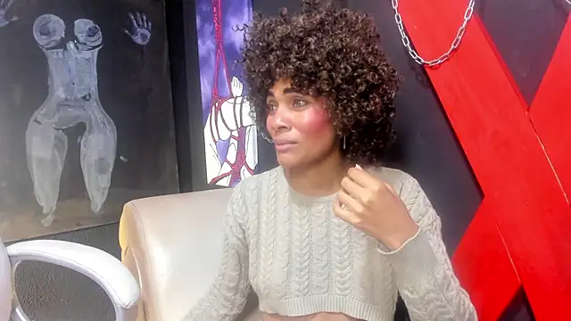 Chat XXX ao vivo de SofyAdamss