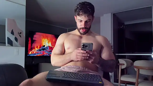 Valenthino_Salvatore – Live XXX-chat