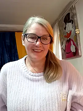 irinamaux Adlı Modelin Canlı XXX Sohbeti