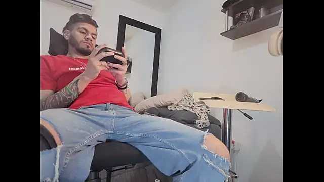 RyanMira 网络视讯表演