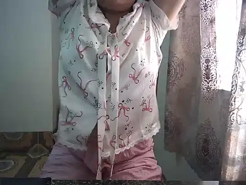 Xue_weng's Webcam Show