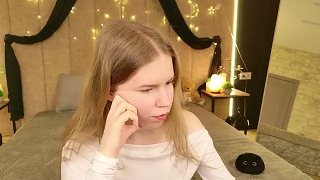 Alida_Brice Adlı Modelin Canlı XXX Sohbeti