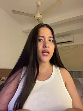 Nhefertary Adlı Modelin Canlı XXX Sohbeti