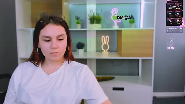 alexa_bonni Adlı Modelin Canlı XXX Sohbeti