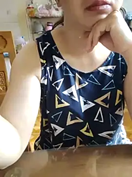 Chat XXX en directo de LiilyZi