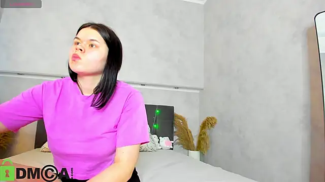 Alicia-long Chat XXX in diretta