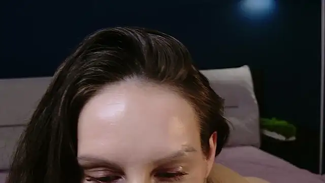 Mila_Anders Chat XXX in diretta