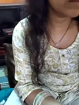 O_My_GoodnesS Adlı Modelin Canlı XXX Sohbeti