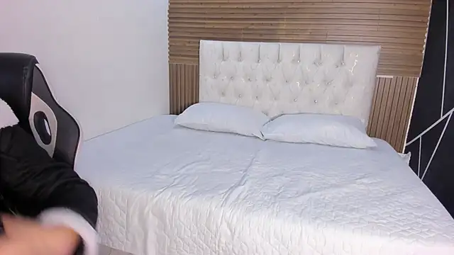 Chat XXX en directo de lalabunny_