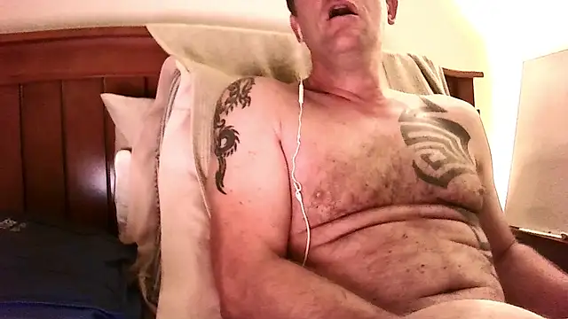 Chat +18 de Yournaughty ao vivo