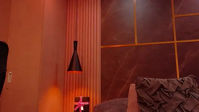 Živý XXX chat SophiieEvanss