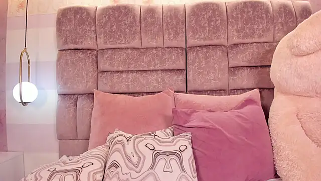 Živý XXX chat miaa_quinn