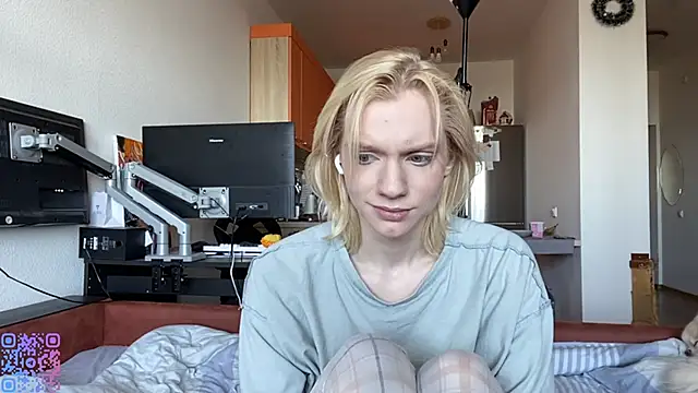 HirokoMassengills Show in webcam