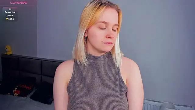 AveIinaStromain Live XXX-Chat