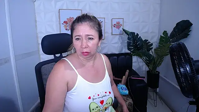 Živý XXX chat Valentinaa_mature