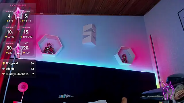 _carla_rosee: онлайн-секс-чат