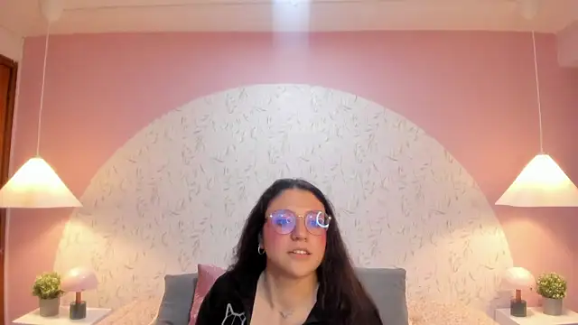 Angelie_Rosebrm: онлайн-секс-чат