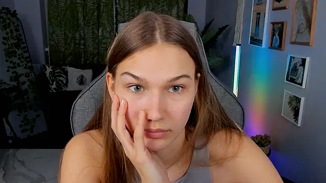 دردشة Sweet_Emilya الجنسية المباشرة