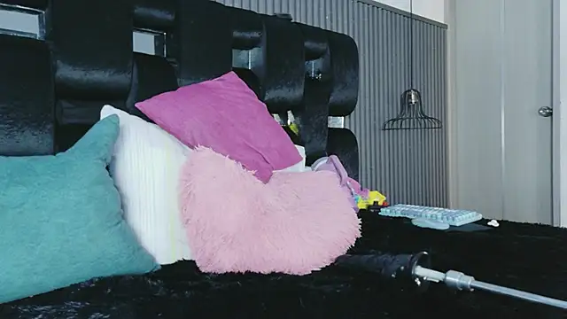 levana1's Live XXX Chat