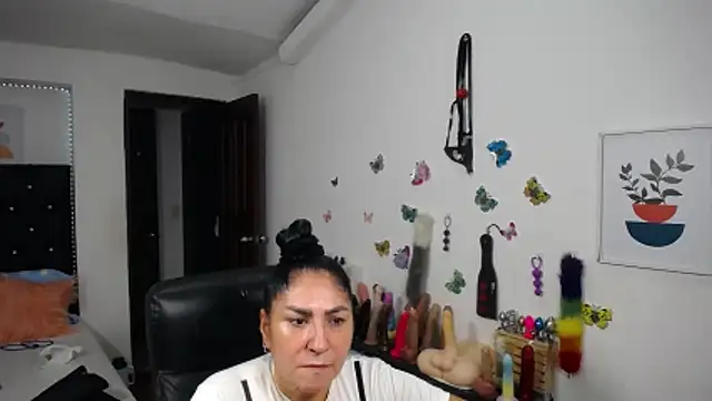 XXX chat uživo modela mature_bigboobs10