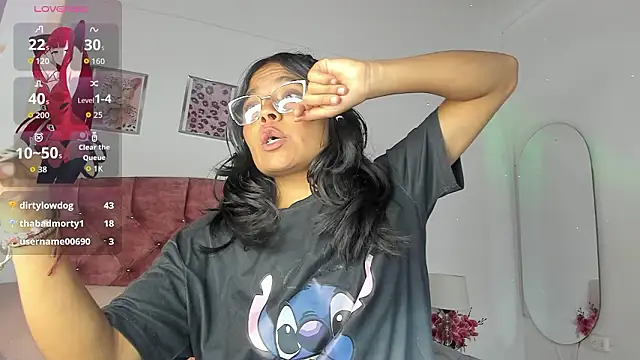 luna_velveth's Live XXX Chat