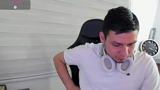 Czat XXX na żywo – Rick_Adams