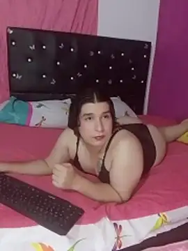 Kaissydoll webkamerás műsora