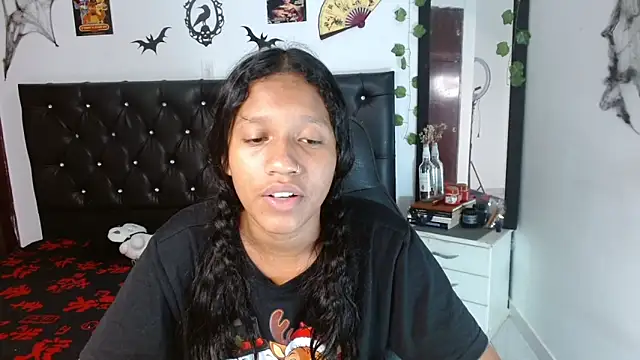 Luna_Ebony_ Live XXX-chat