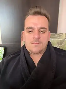 Huge_cock22cm Show Webcam