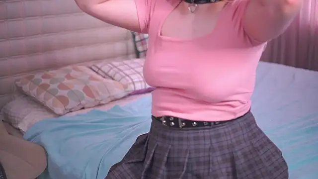 KenaYodis' Webcam Show