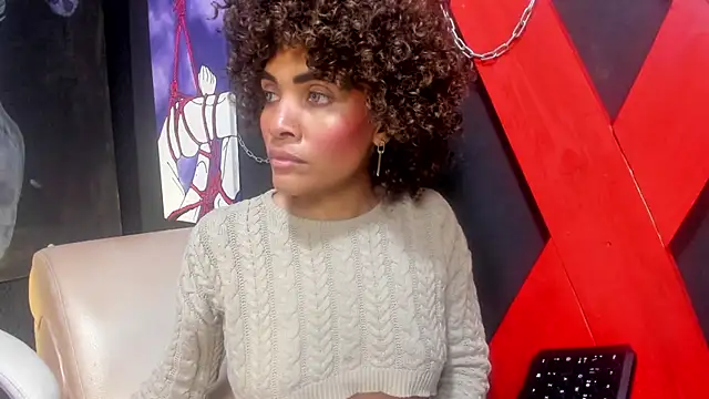 SofyAdamss 即時 XXX 聊天