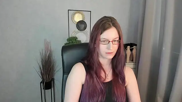 emmaxDelight 现场XXX聊天