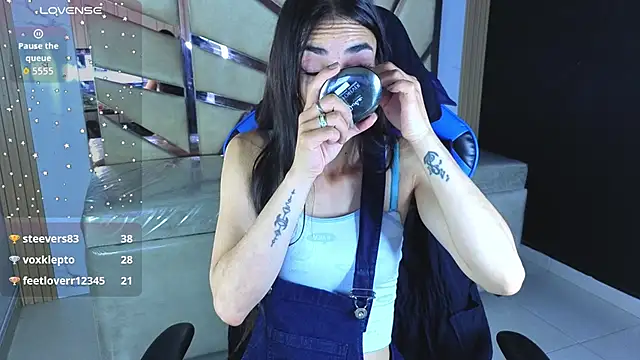 Maily_a_ Adlı Modelin Canlı XXX Sohbeti