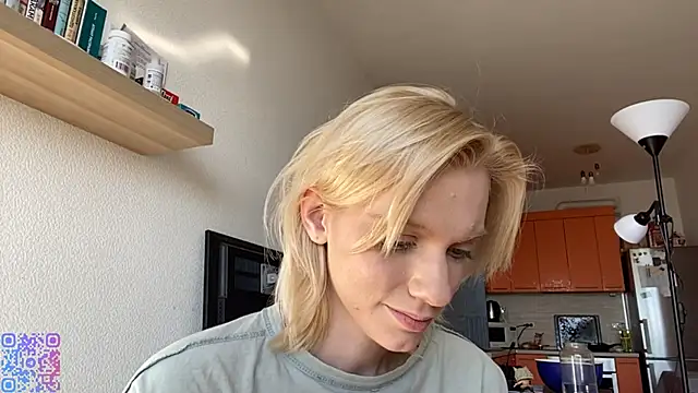 HirokoMassengills élő XXX-chatje