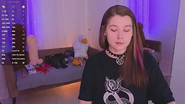 Mira_Falls' Live XXX Chat