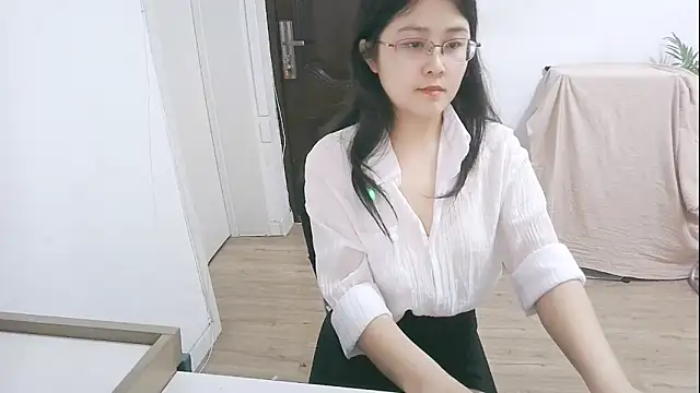 XXX chat uživo modela 98bunny