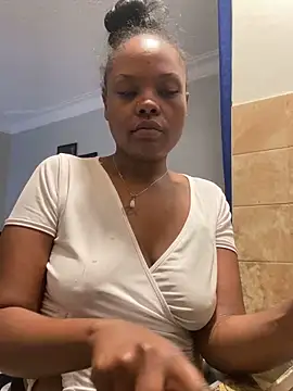 Chatroom XXX en direct de Dellah27