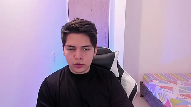 Pokazy przed kamerką – Asta_YunoXXX