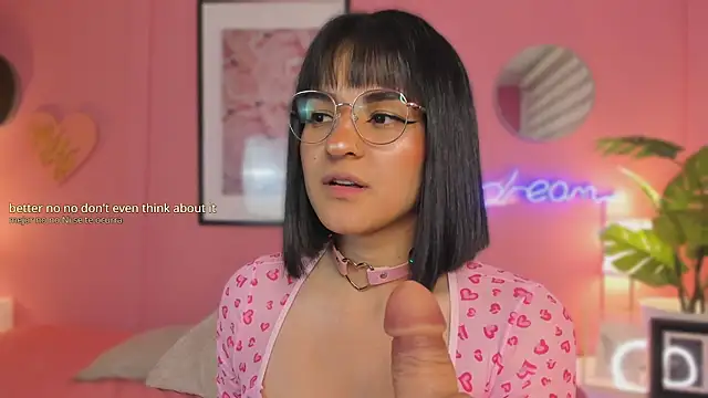 SoySaraa 现场XXX聊天