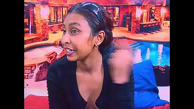 IndianSexyButt Live XXX Chat