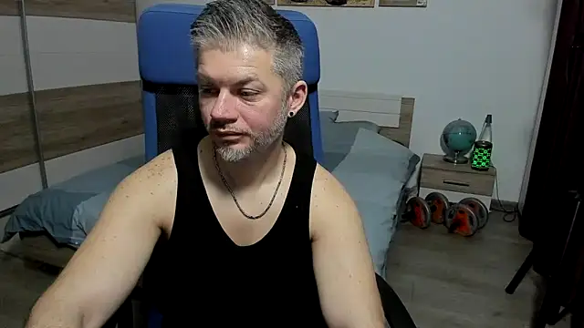 RobbyShawz Live XXX-chat