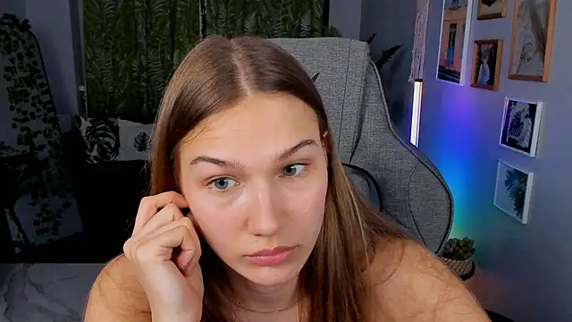 Chat XXX Live Sweet_Emilya