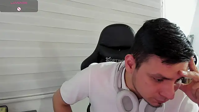 Rick_Adams élő XXX-chatje